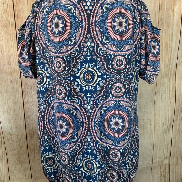 Blanco Large V Neck Boho Casual Blouse - Picture 8 of 13